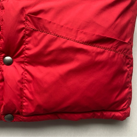 Ralph Lauren Polo Navy and Red Reversible Down Puffer Vest. Size Kids (S) 8 - Picture 14 of 16